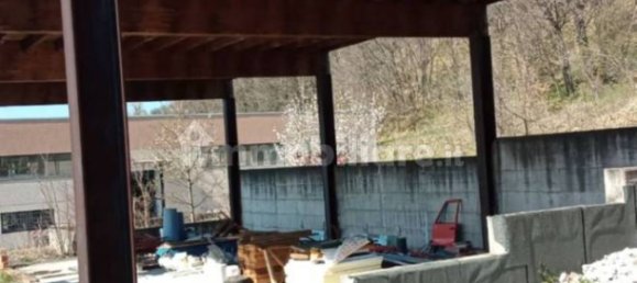 Lagerhaus in Montese, Italy 250m², Nr. 370936 5