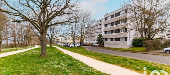 Estudio en Fontaine-les-Dijon, France No. 59557 6