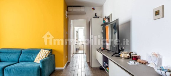 Квартира с 2 спальнями в Джуссано, Италия № 379981 22