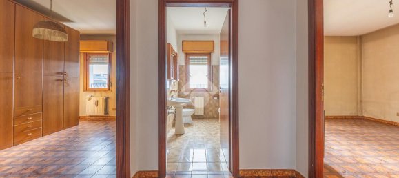 Квартира с 2 спальнями в Альбано Лациале, Италия № 126921 15