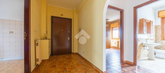 Квартира с 2 спальнями в Альбано Лациале, Италия № 126921 3