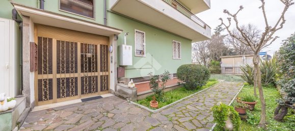 Квартира с 2 спальнями в Альбано Лациале, Италия № 126921 38