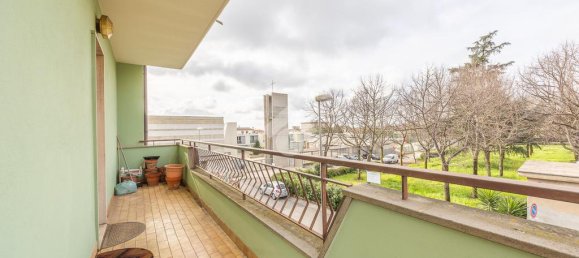 Квартира с 2 спальнями в Альбано Лациале, Италия № 126921 36