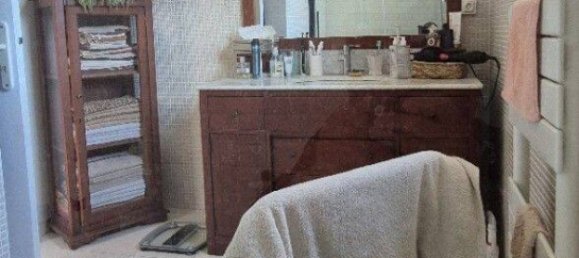 3 bedrooms Villa in Gardanne, France No. 333980 10