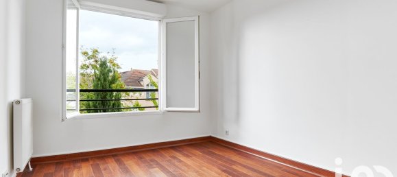 3 rooms Apartment in Guyancourt, France No. 349198 9