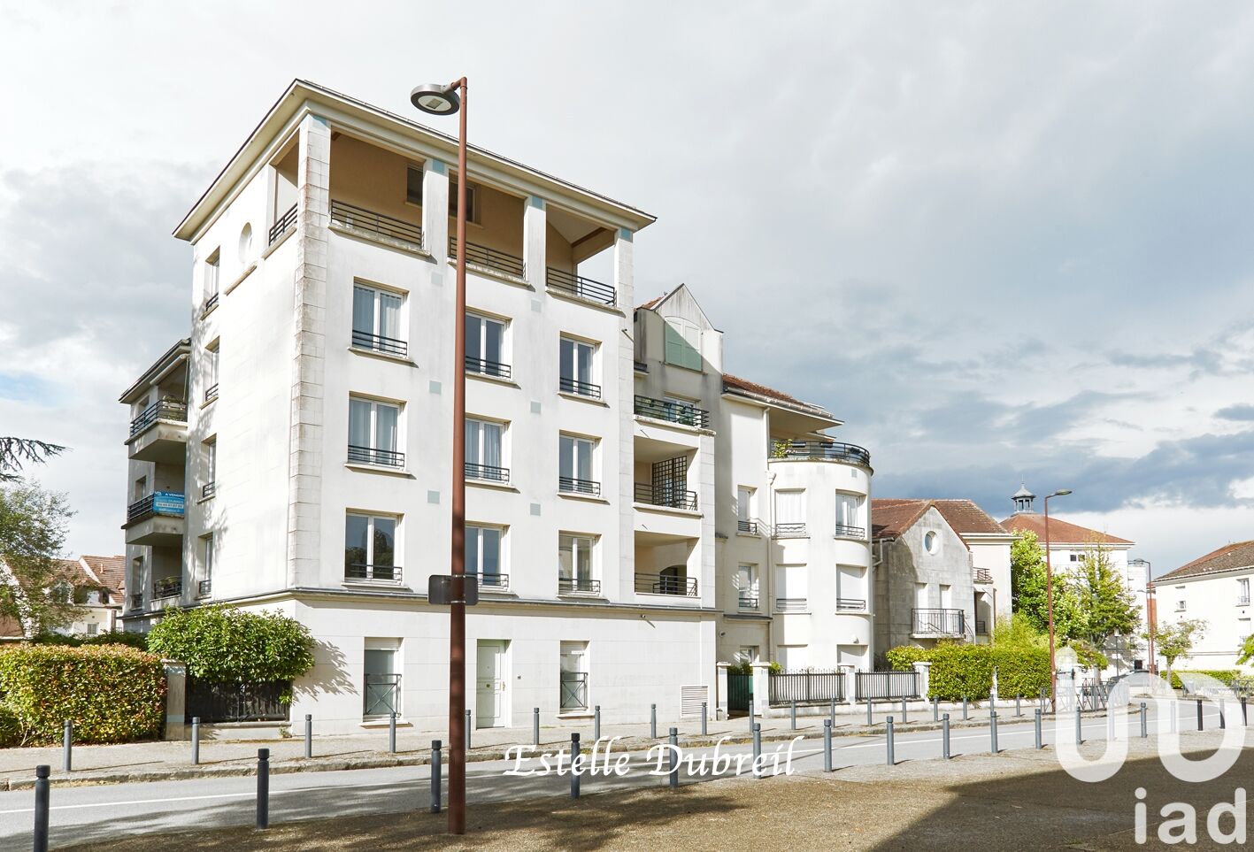 3 rooms Apartment in Guyancourt, France No. 349198