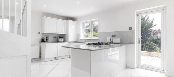 5 Schlafzimmer Haus in Barnet, United Kingdom, Nr. 6459 9