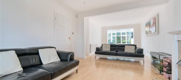 5 Schlafzimmer Haus in Barnet, United Kingdom, Nr. 6459 2