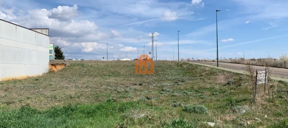  قطعة أرض في San Andres del Rabanedo, Spain رقم 78332 2