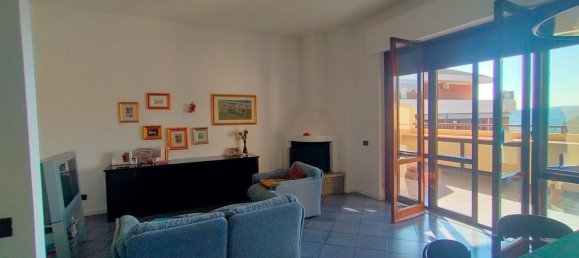 7 غرف نوم شقة في Chieti, Italy رقم 342693 43