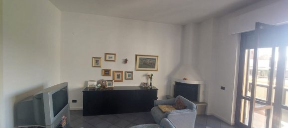 7 غرف نوم شقة في Chieti, Italy رقم 342693 6