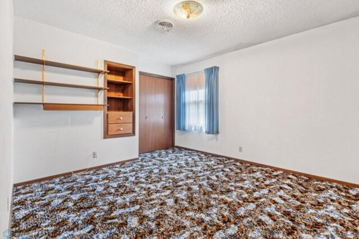 4 bedrooms House in Valley City, USA No. 389219