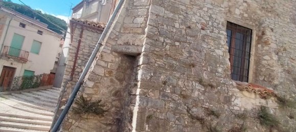 3 bedrooms House in Castelmauro, Italy No. 339256 18