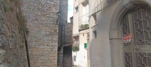 3 bedrooms House in Castelmauro, Italy No. 339256 3