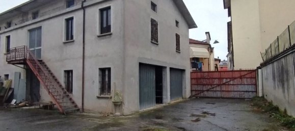 Коммерческая недвижимость 1445м² в Кастель Гоффредо, Италия № 291983 10