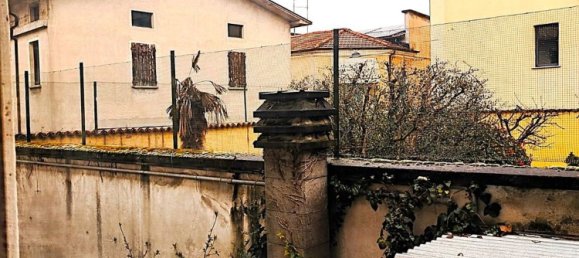 Коммерческая недвижимость 1445м² в Кастель Гоффредо, Италия № 291983 34