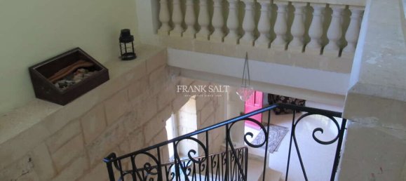 3 bedrooms House in Mgarr, Malta No. 10727 16