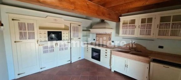 4 bedrooms Apartment in Capriolo, Italy No. 265399 5