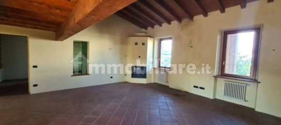 4 bedrooms Apartment in Capriolo, Italy No. 265399 7
