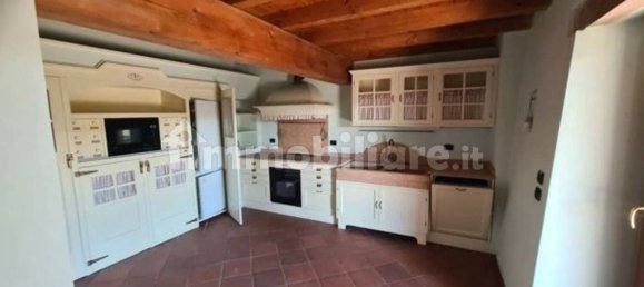 4 bedrooms Apartment in Capriolo, Italy No. 265399 6