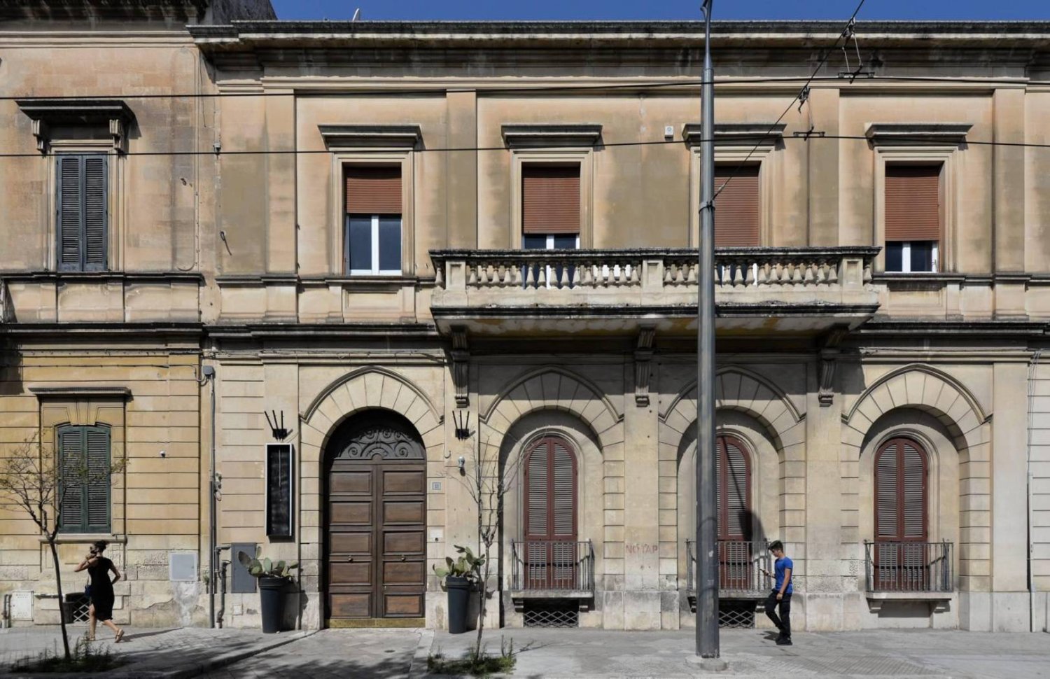 Edificio de 5 habitaciónes en Lecce, Italy No. 225094