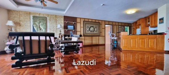 3 bedrooms Condo in Pattaya, Thailand No. 16417 2