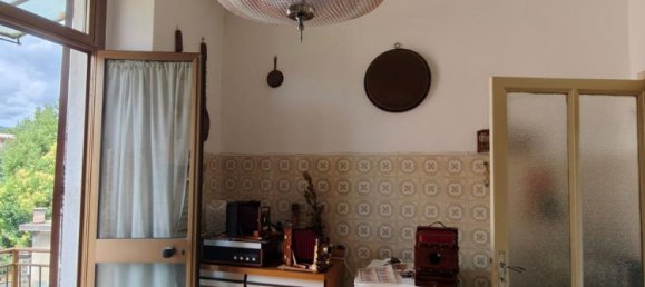 9-Zimmer Haus in Villafranca in Lunigiana, Italy, Nr. 281598 9