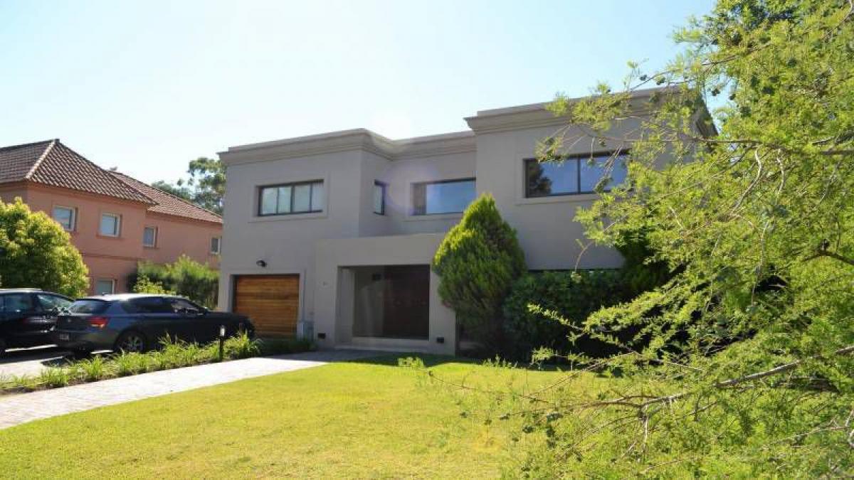 3 Schlafzimmer Haus in Berazategui, Argentina, Nr. 21165