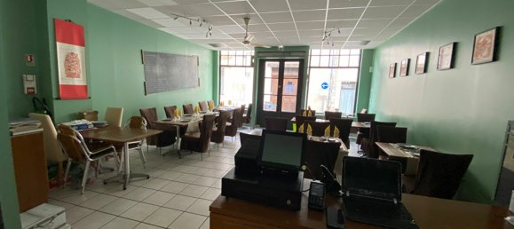 63m² Commercial property in Bourges, France No. 93060 2