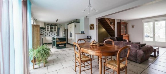 4 chambres Maison à Sassay, France No. 84996 2