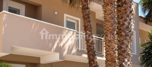 Квартира с 1 спальней в Ното, Италия № 211214 2