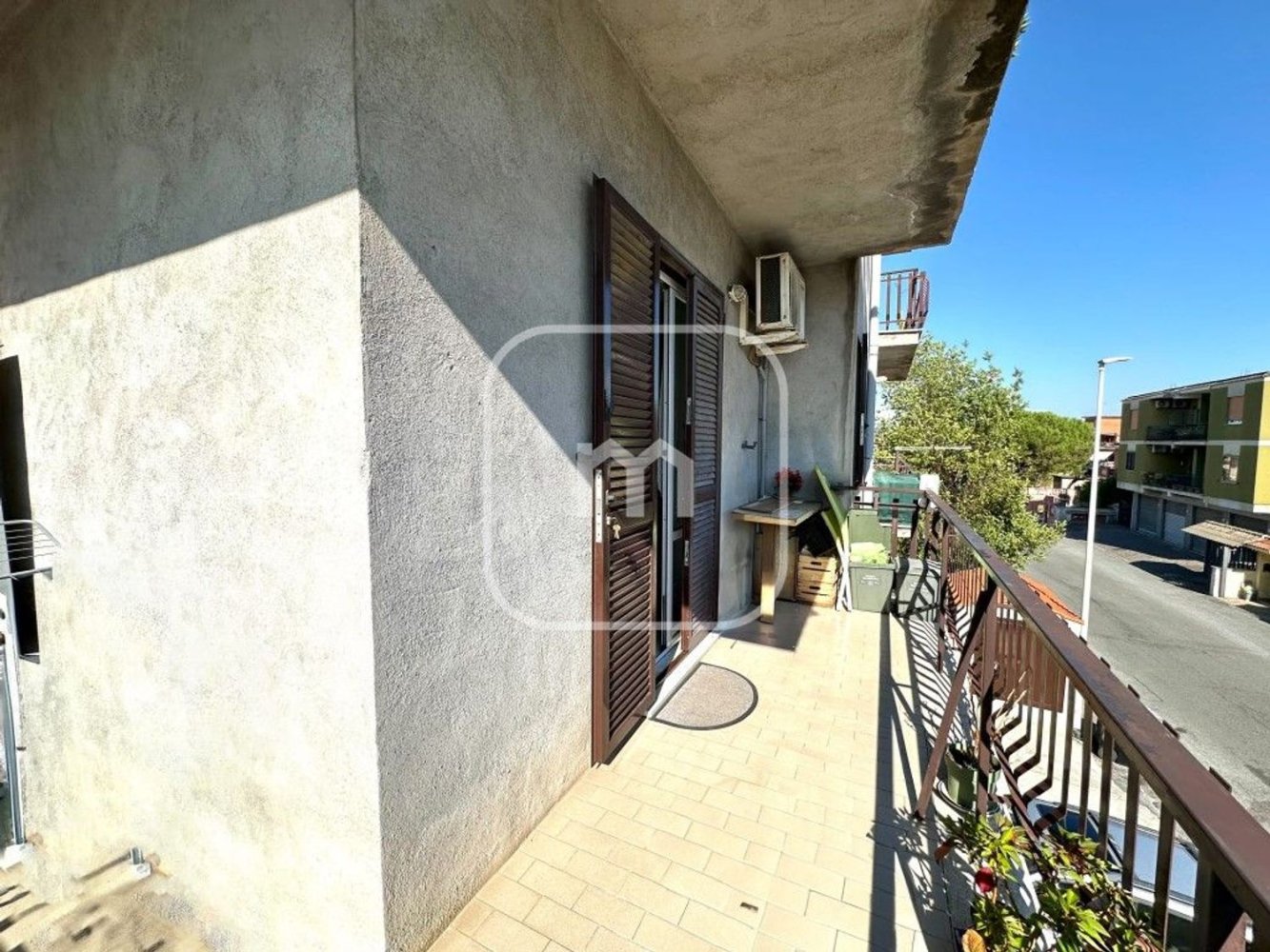 3 rooms Apartment in Rome, Italy No. 297244