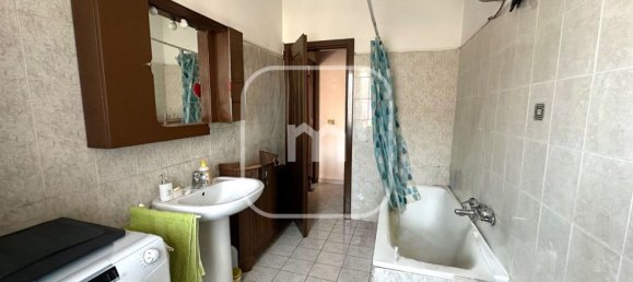 3 rooms Apartment in Rome, Italy No. 297244 13