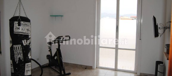Apartamento de 2 dormitorios en Floridia, Italy No. 61490 12
