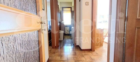 3 غرف نوم بانتهاوس في Bastia Umbra, Italy رقم 51680 16