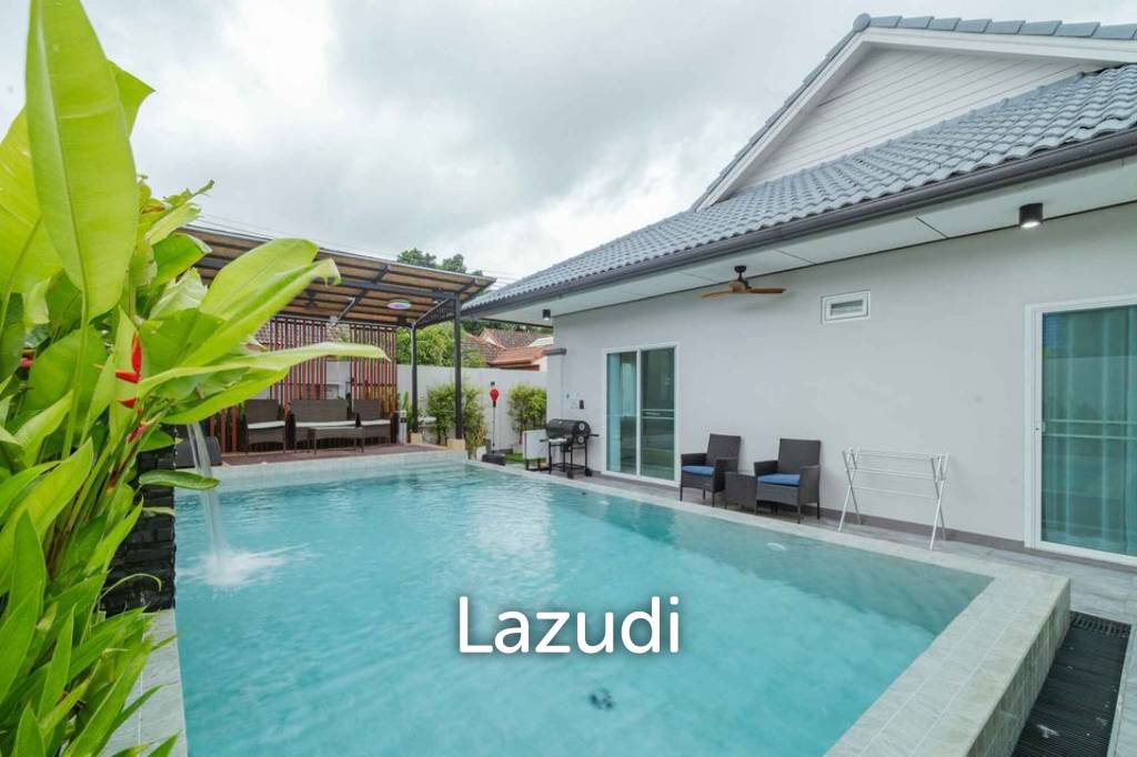 4 bedrooms Villa in Bang Tao, Thailand No. 23526