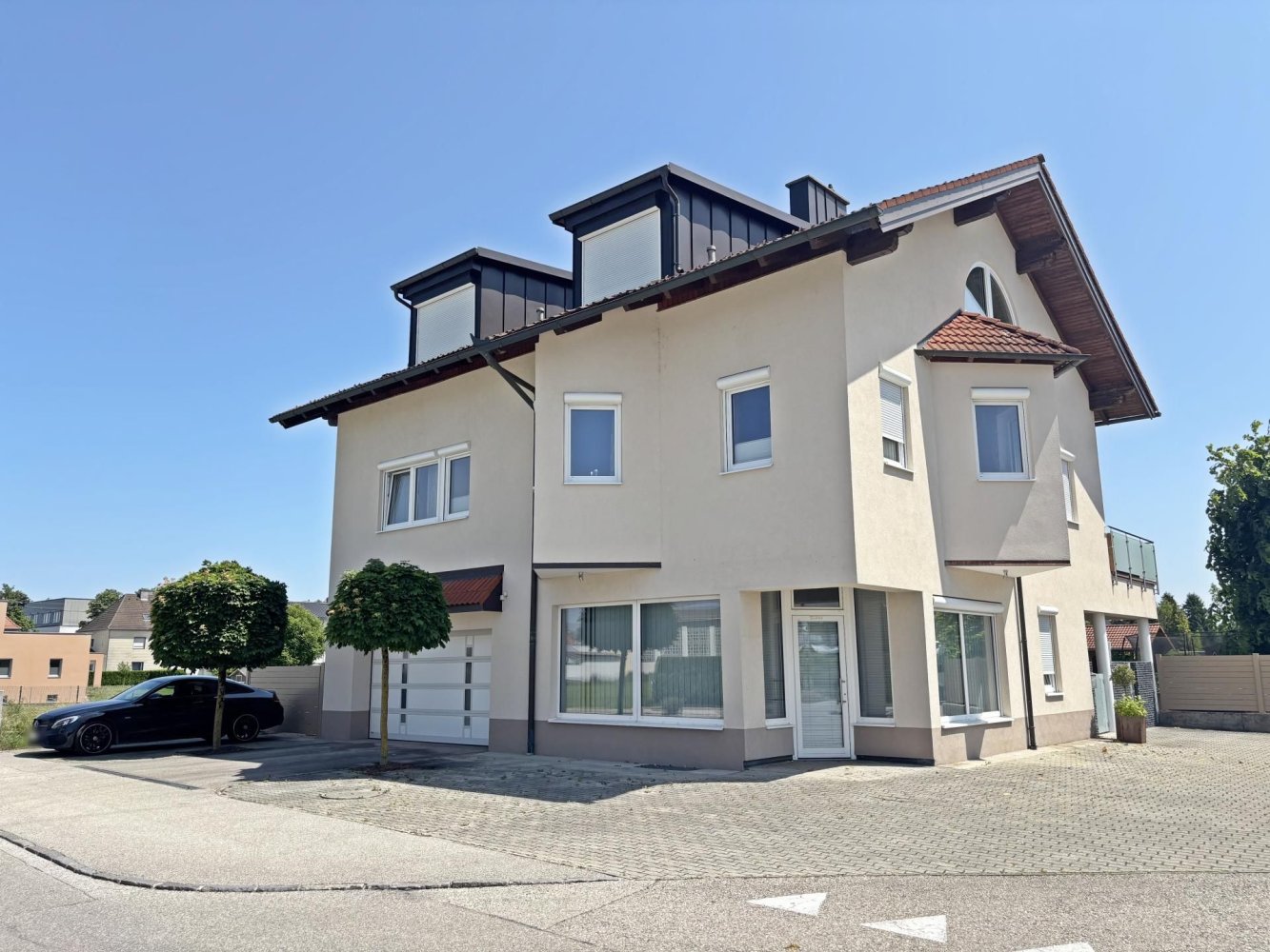 320m² Building in Marchtrenk, Austria No. 88516