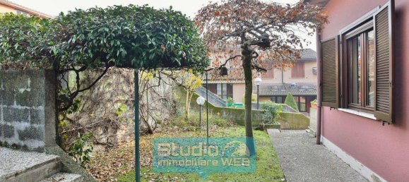 5-Zimmer Villa in Erba, Italy, Nr. 38364 9