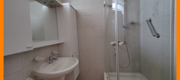 Таунхаус с 6 комнатами в Гютерсло, Германия № 250982 4