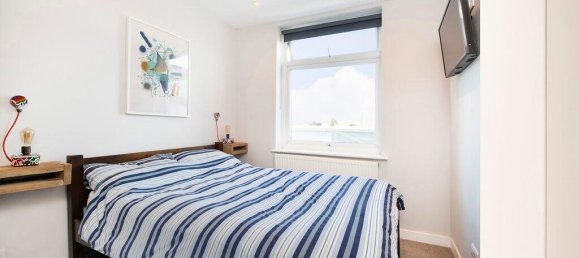 1 bedroom Apartment in London, United Kingdom No. 9051 4