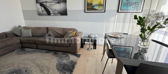 Квартира с 3 спальнями в Монца, Италия № 324832 5