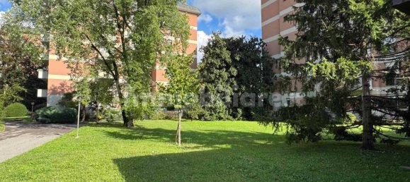 Квартира с 3 спальнями в Монца, Италия № 324832 30