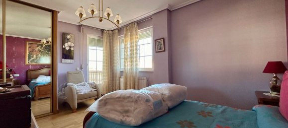 Casa de 5 dormitorios en Santa Marta de Tormes, Spain No. 27628 36