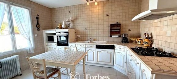 3 bedrooms Villa in Neuville-de-Poitou, France No. 315217 7