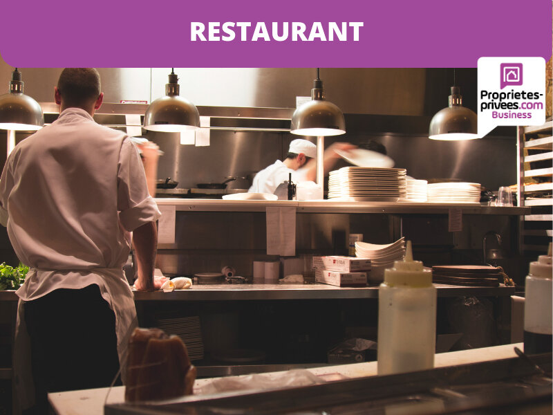 Propiedad comercial en Vitre, France 150 m² No. 55118