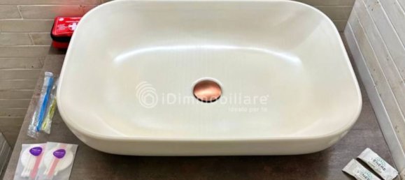 1-Zimmer Büro in Turin, Italy, Nr. 337369 9