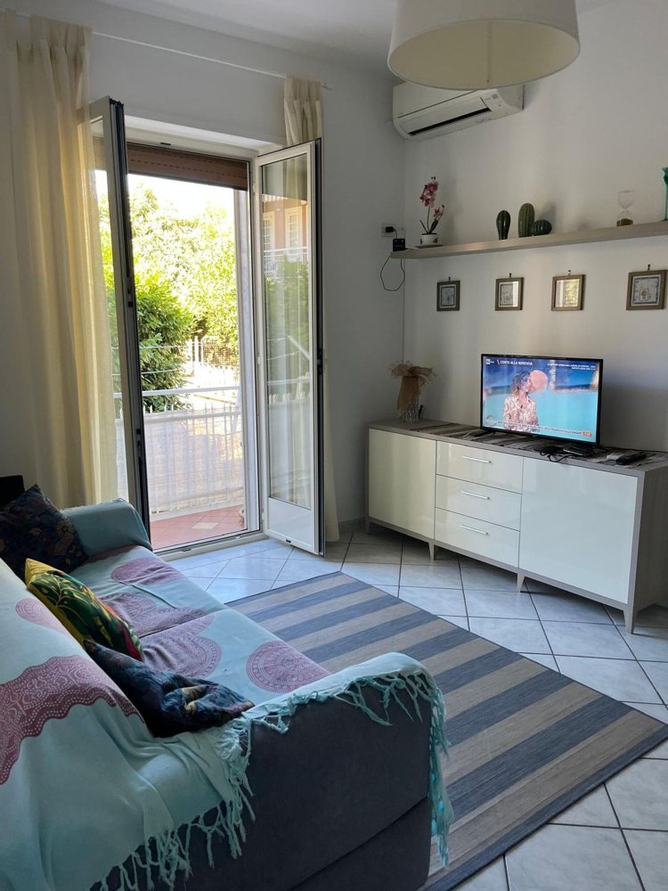 2 rooms Apartment in Formia, Italy No. 300899