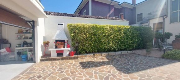 3 غرف نوم فيلا في Dosolo, Italy رقم 351565 7