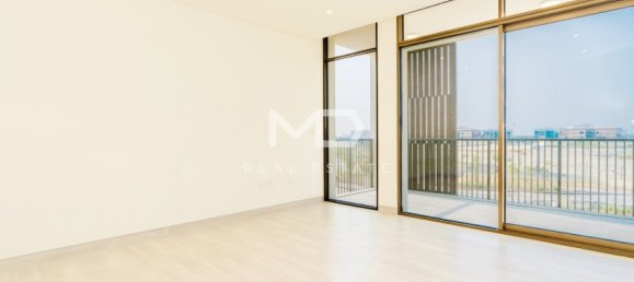 4 bedrooms Villa in Abu Dhabi, UAE No. 47602 23