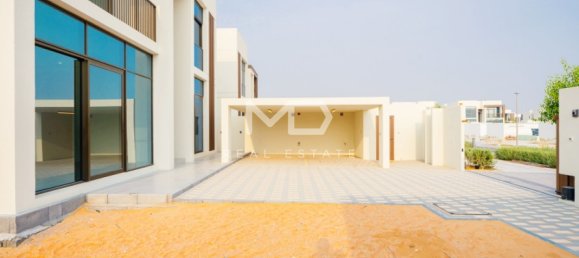 4 bedrooms Villa in Abu Dhabi, UAE No. 47602 54